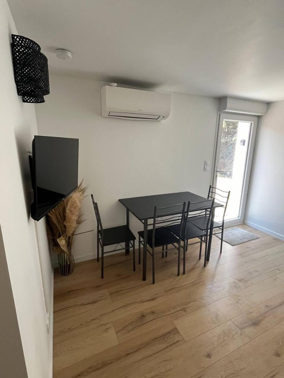 Charmant Et Confortable Appartement Narbona Zewnętrze zdjęcie